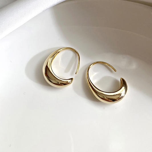 Beautiful Diamond Stud Earrings - Pexav