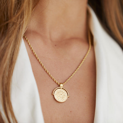 Stylish Sun Pendant Necklace - Aurora-Gold-Nora Luxe