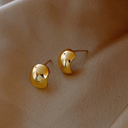Subtle and Bold Earrings - Clara-Nora Luxe