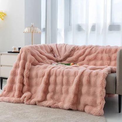 Warm Fuzzy Throw Blanket for Winter Comfort