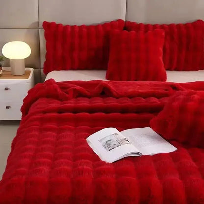 Warm Fuzzy Throw Blanket for Winter Comfort