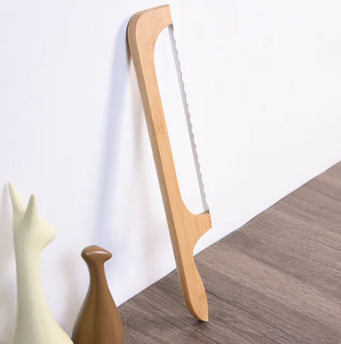 Sharp Wooden Handle Bread Knife for Fresh Baked Bread