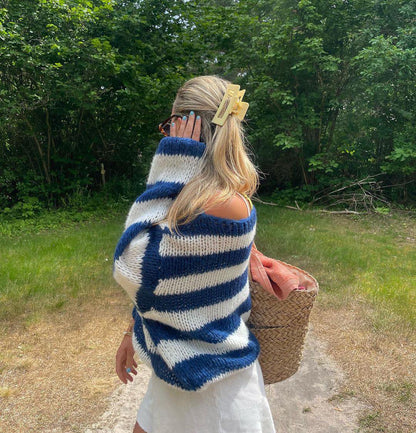 Trendy Knitted Women's Sweater - Aurelia-Blue-XS/S-Nora Luxe