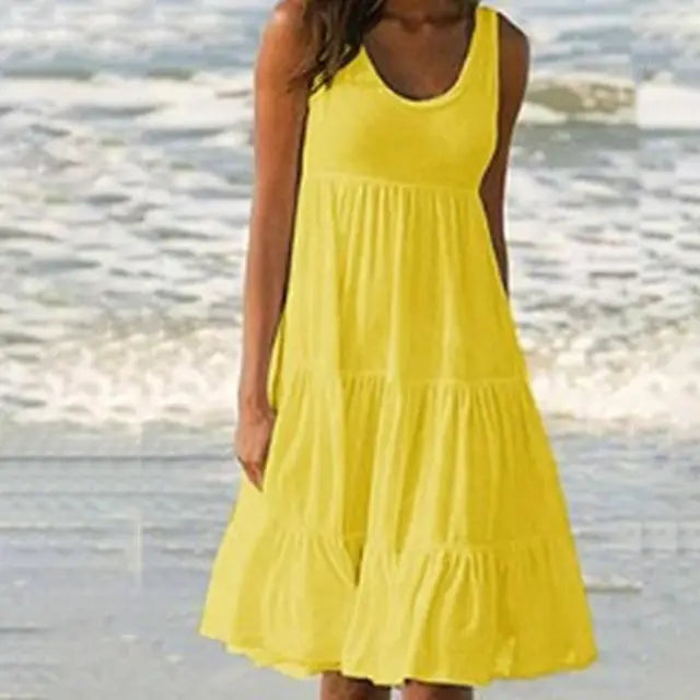 Chic Strapless Mini Dress with Round Neckline - Pexav