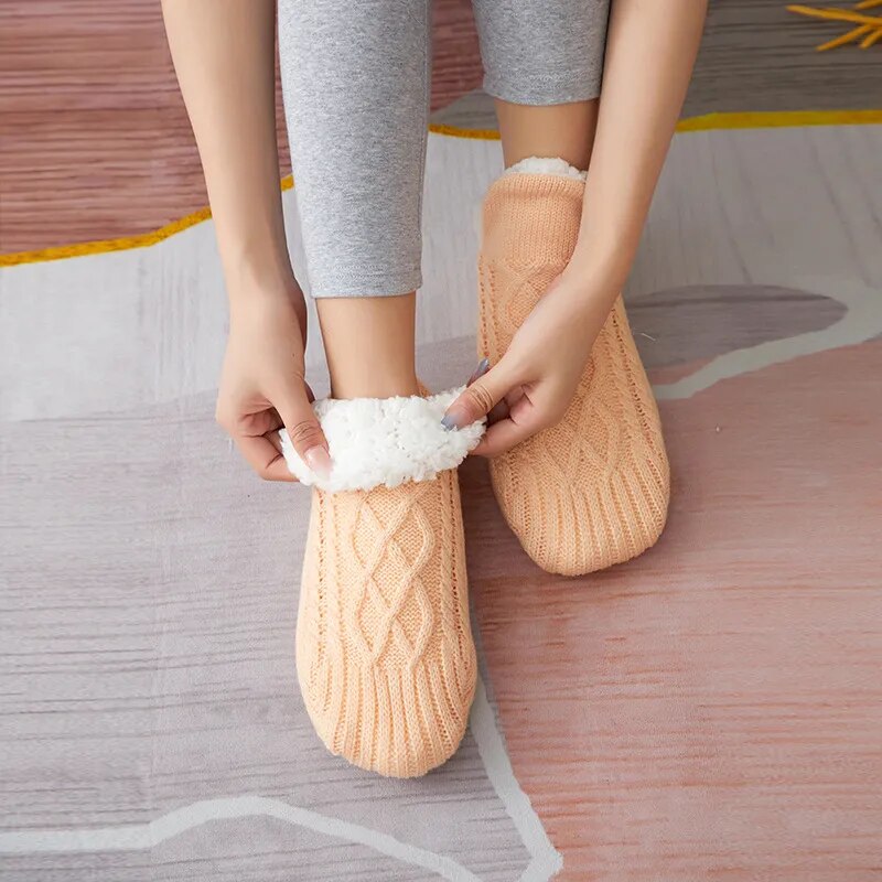 Verdict Cashmere Slippers - CozySteps-Beige-4.5 - 6.0-Nora Luxe