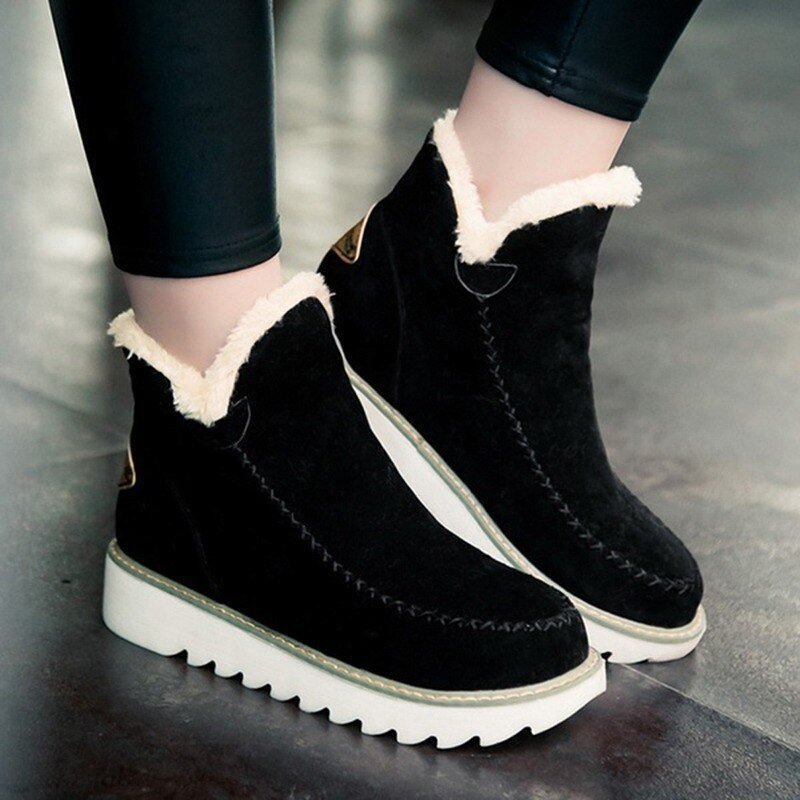 Cozy Women's Fleece Winter Boots - Pexav