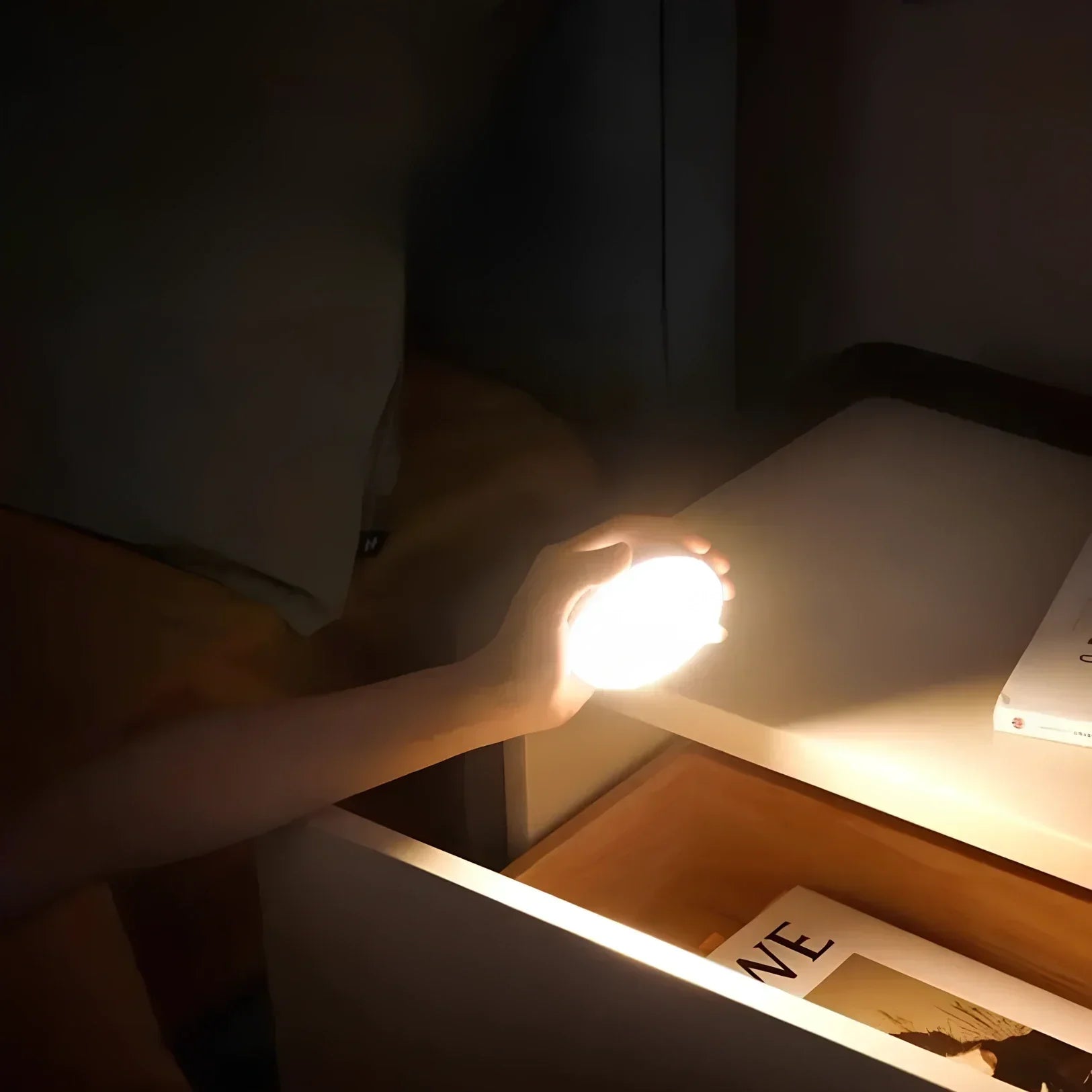 Wireless Motion Sensor Lamp - LumaLight-2-USB-Warm Wit-Nora Luxe