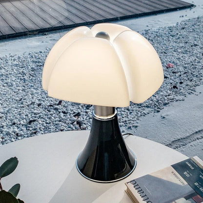 Elegant Floral Glass Table Lamp