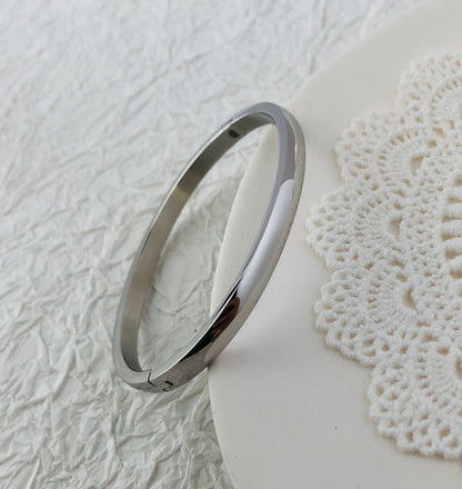 ZIRCON INLAY BRACELET-Shiny Silver-58-60mm-Nora Luxe