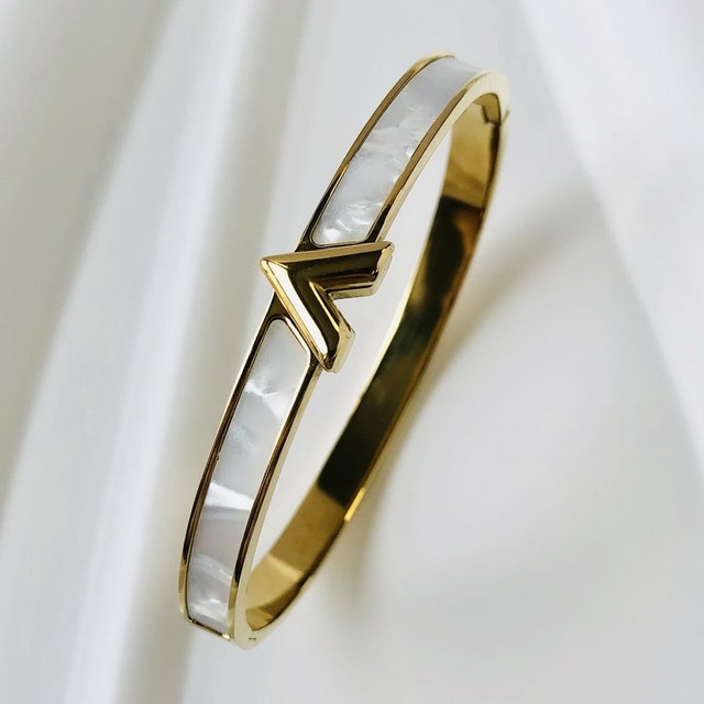 Sparkling Stone Accent Bracelet - Pexav